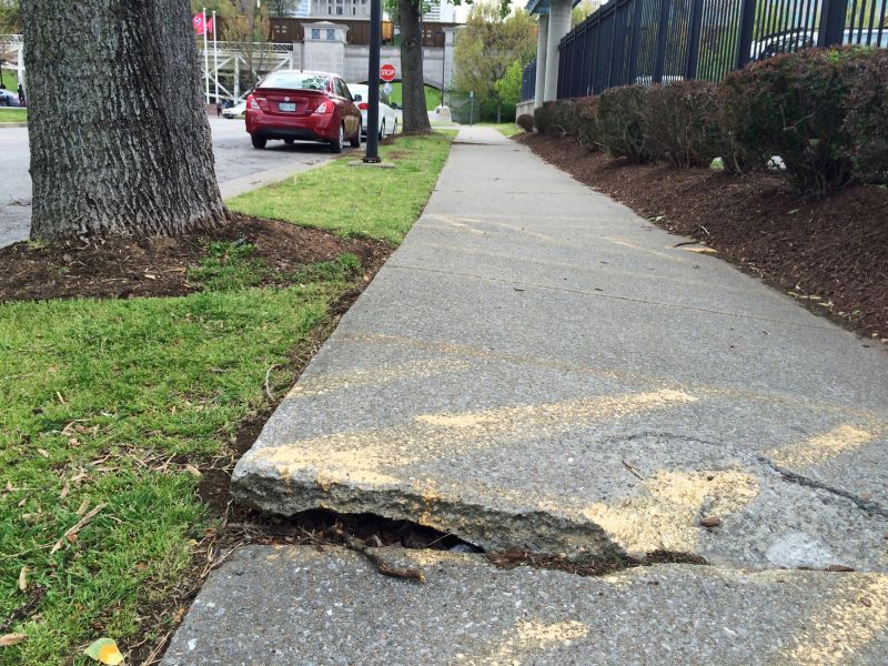 Concrete Sidewalk Repair in Des Moines, IA
